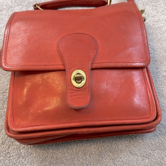 Coach Red Station Bag Leather GVC Authentic - Picture 3 of 9